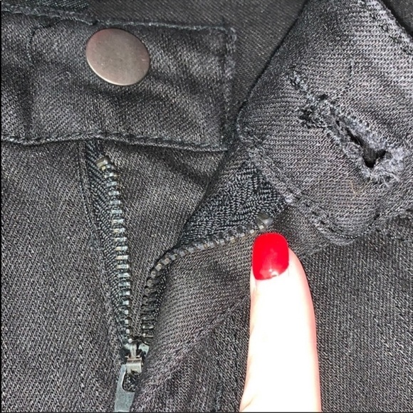 Forever 21 Black Aztec Print Skinny Jeans - Picture 4 of 9